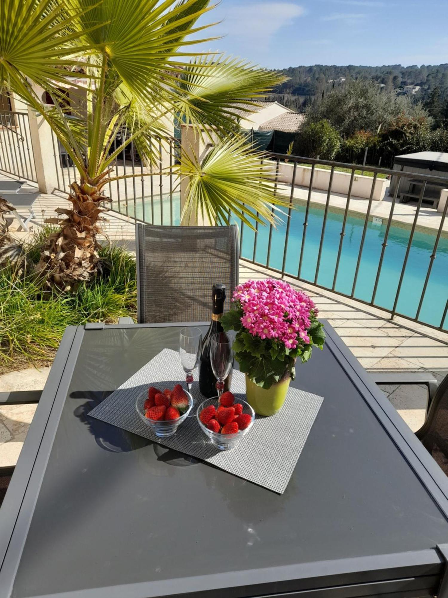 Villa Azur Лорґ Екстер'єр фото