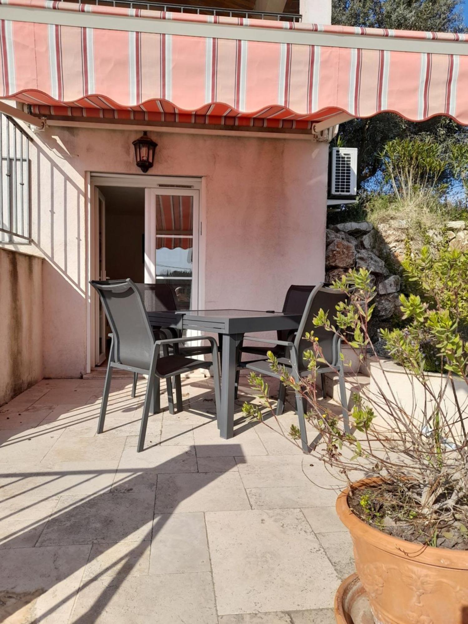 Villa Azur Лорґ Екстер'єр фото